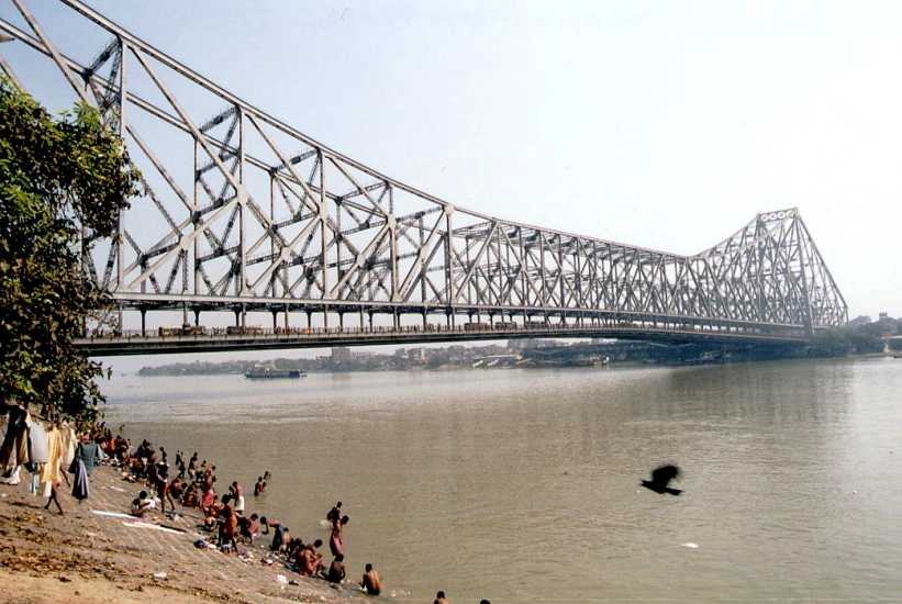 Le pont de Howrah
