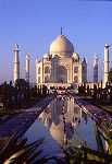 Le Taj Mahal dans l'aprs midi se pare de couleurs subtiles